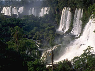 アルゼンチン・ブラジル　イグアスの滝