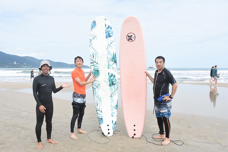 ベトナム・ダナン サーフレッスン